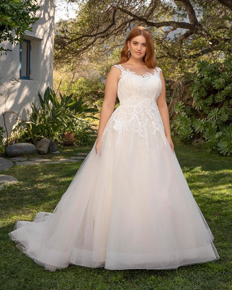 A-line Sweetheart Neck Jewel Neck Cap Sleeves Sweep / Brush Train Tulle Wedding Gown With Lace 3