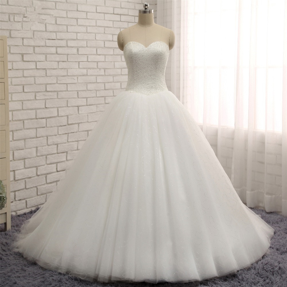 A-line Sweetheart Neck Floor-length Tulle Wedding Gown With Pearls 6