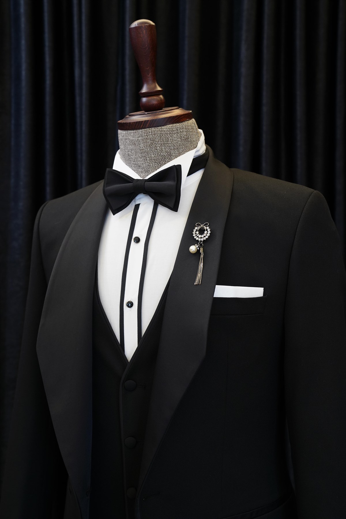 Black Shawl Lapel Wedding Men Suit 2