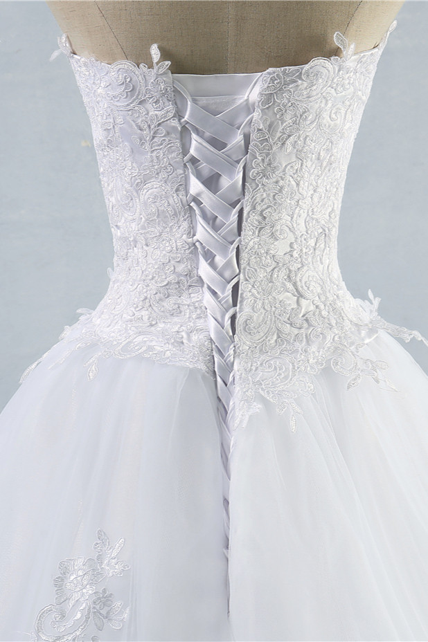 A-line Sweetheart Neck Sleeveless Floor-length Tulle Bridal Dress With Appliques 5