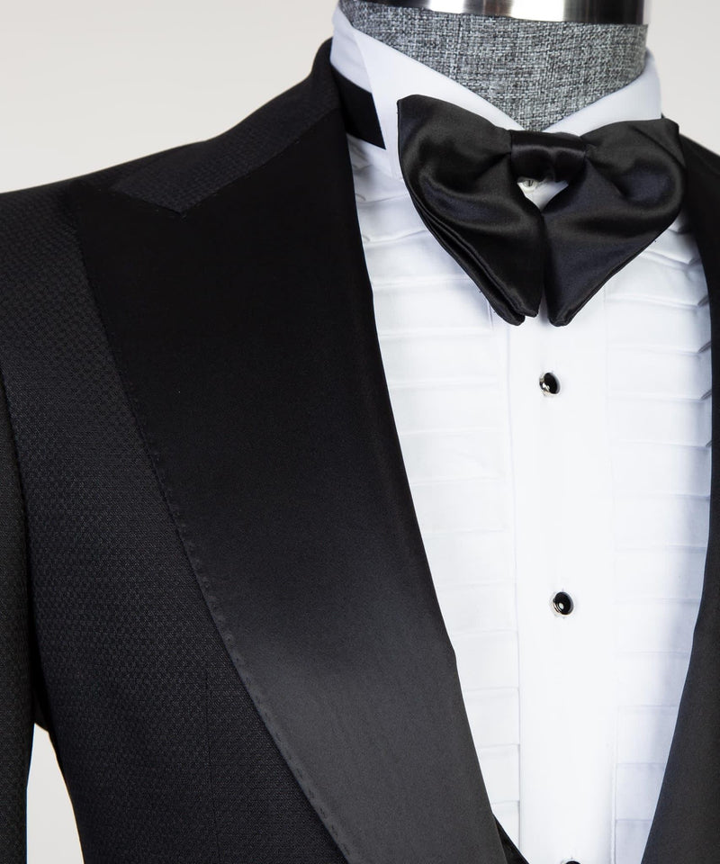 Black Satin Peaked Lapel Wedding Men Suit 4