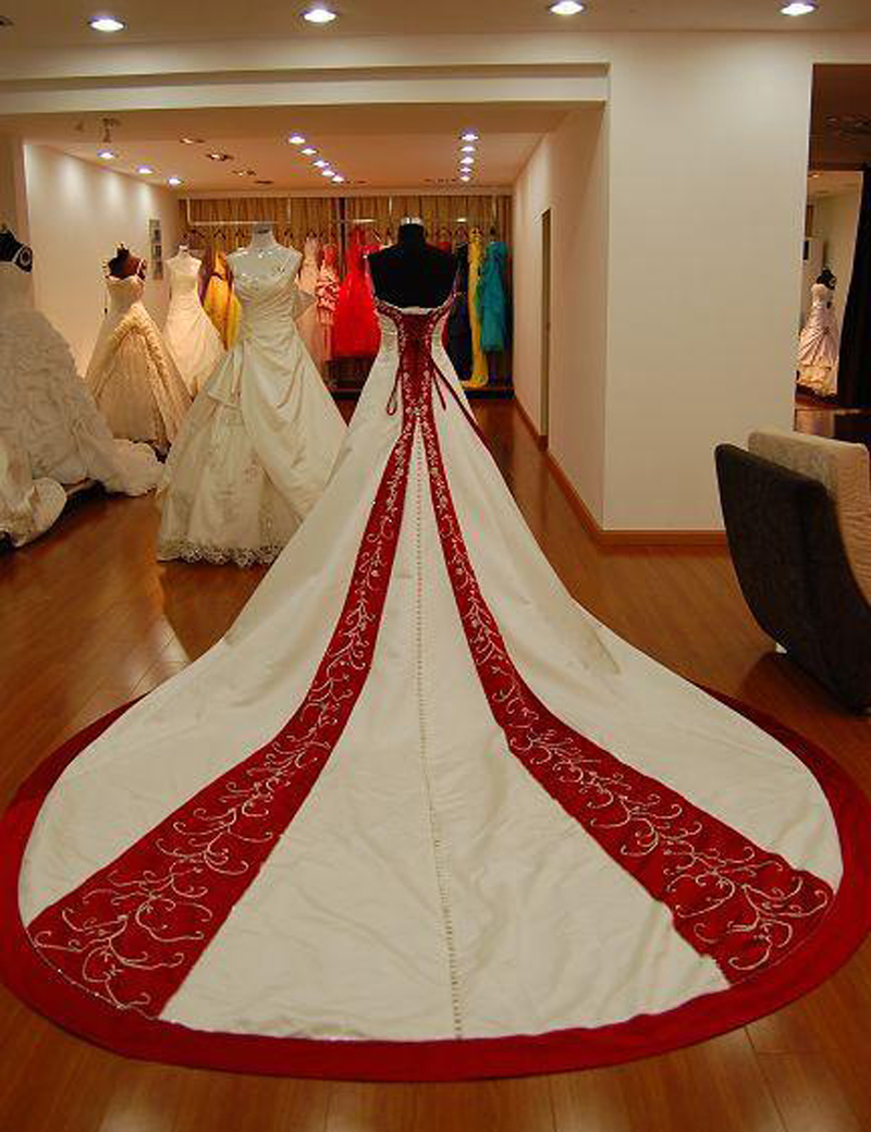 A-line Sweetheart Neck Sleeveless Cathedral Train Satin Wedding Gown With Embroidery 3
