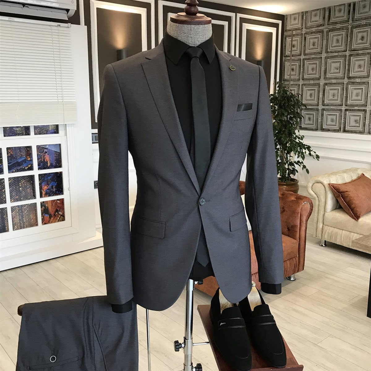 Black Slim Fit Business Men Suit with Notched Lapel 2