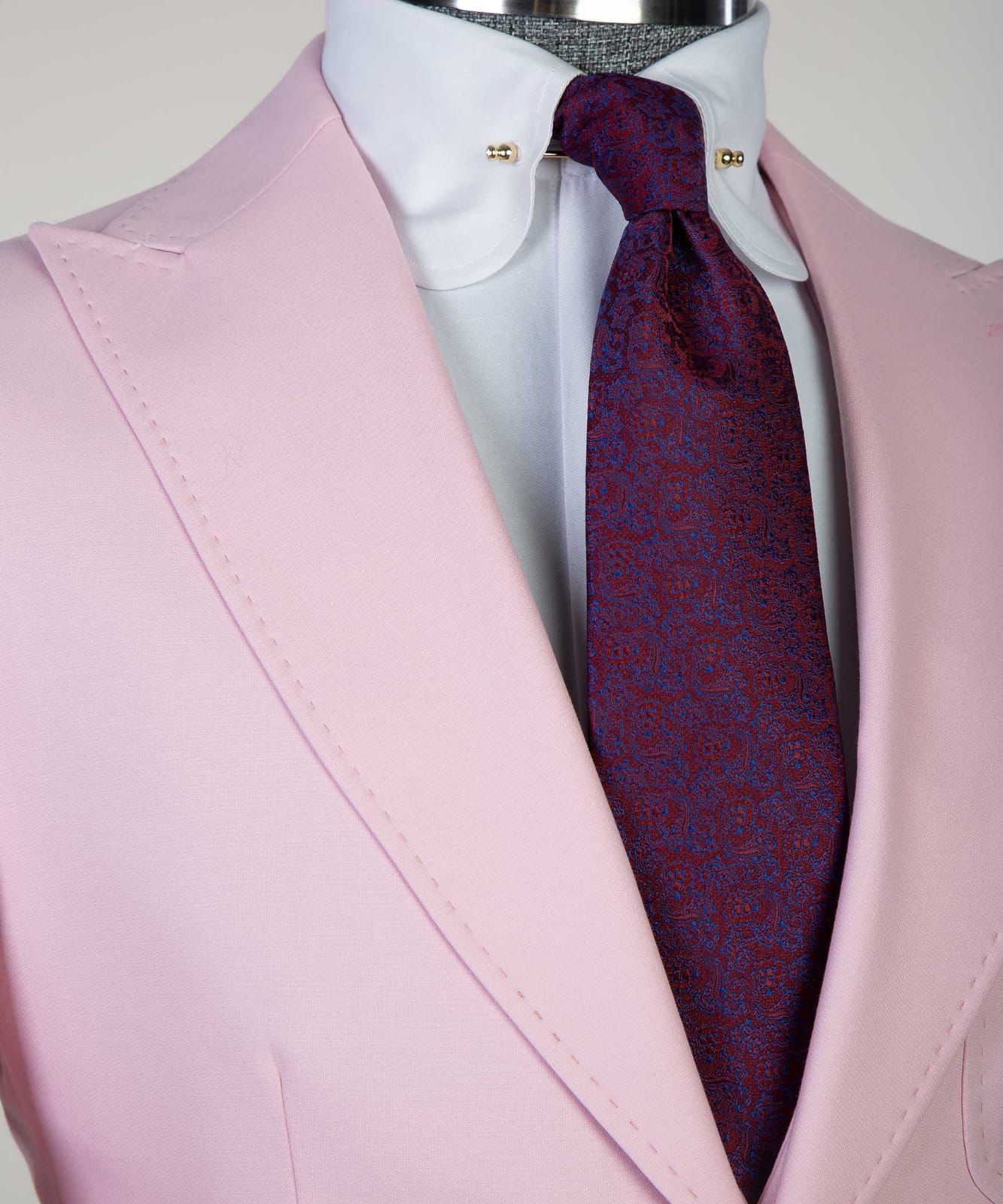 Pink Peaked Lapel Three Pieces Best Fitted Men Suit 3
