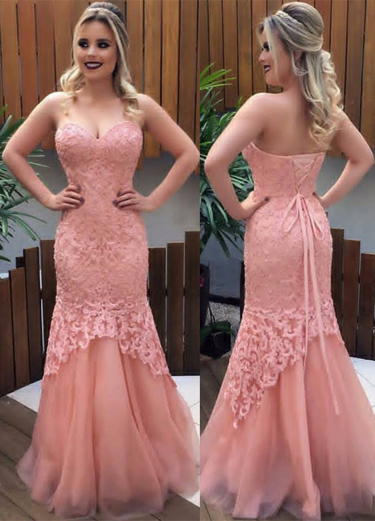 Column Sweetheart Neck Sleeveless Sweep / Brush Train Tulle Formal Dress With Lace 1