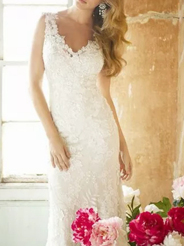 Column V-neck Sleeveless Sweep / Brush Train Tulle Wedding Gown With Buttons 2