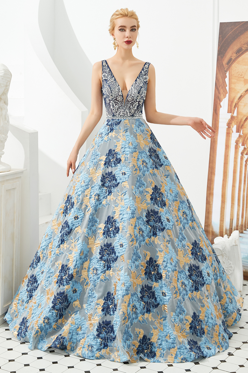 Plunging Neckline Sleeveless Sweep / Brush Train Satin Evening Dress With Beading 1