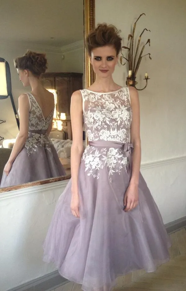 A-line Bateau Neck Sleeveless Tea-length Organza Bridesmaid Outfit With Lace 4