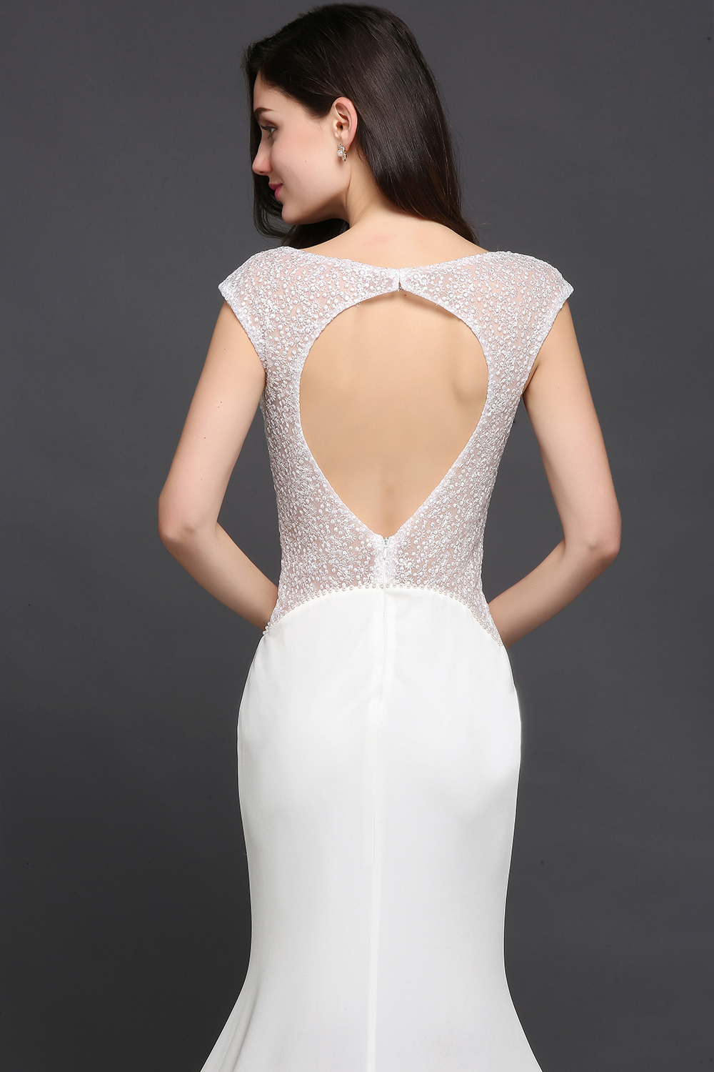 Mermaid Scoop Neck Sleeveless Sweep / Brush Train 100D Chiffon Bridal Gown With Beading 2