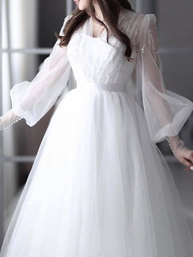 A-line V-neck Sweep / Brush Train Tulle Bridal Gown With Lace 3