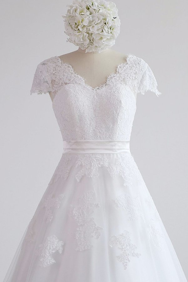 A-line V-neck Half-Sleeves Floor-length Tulle Wedding Dress With Ribbons 4