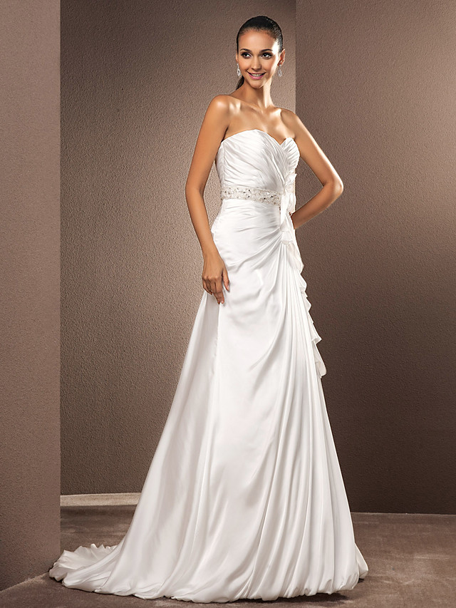 A-line Strapless Sweetheart Neck Tulle Wedding Gown With Court Train 3