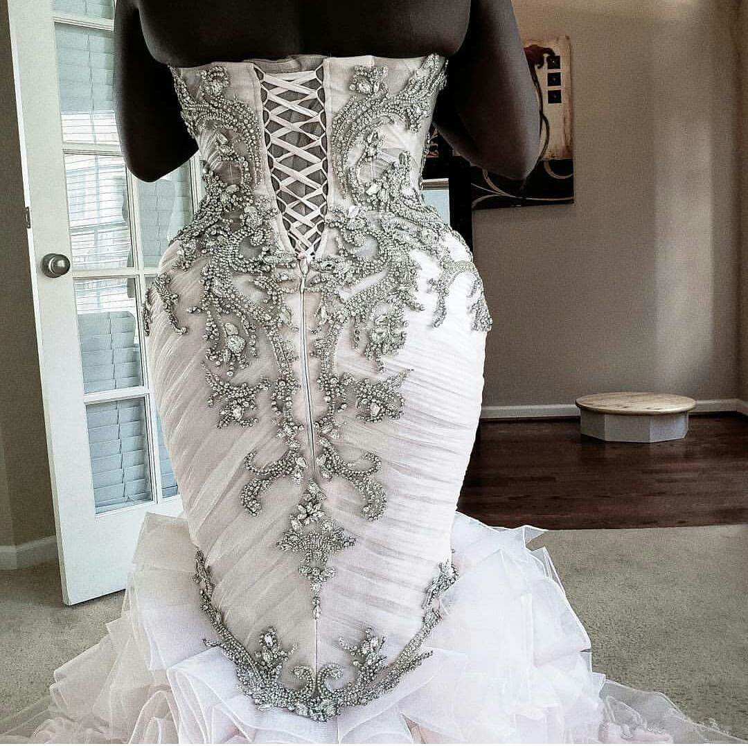Ball Gown Sweetheart Neck Sleeveless Cathedral Train Taffeta Wedding Gown With Beading 5