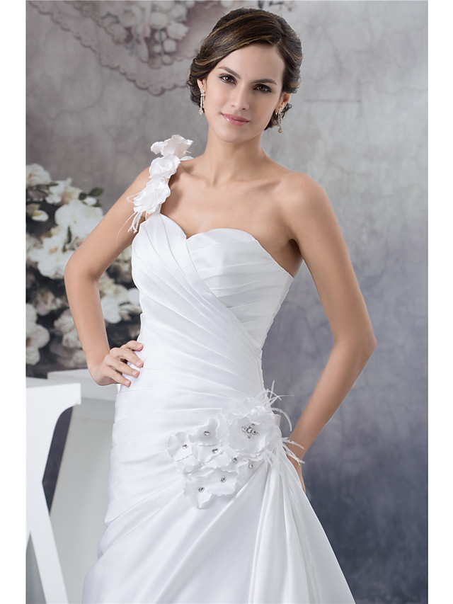 A-line One Shoulder Sleeveless Tulle Wedding Dress With Court Train 4