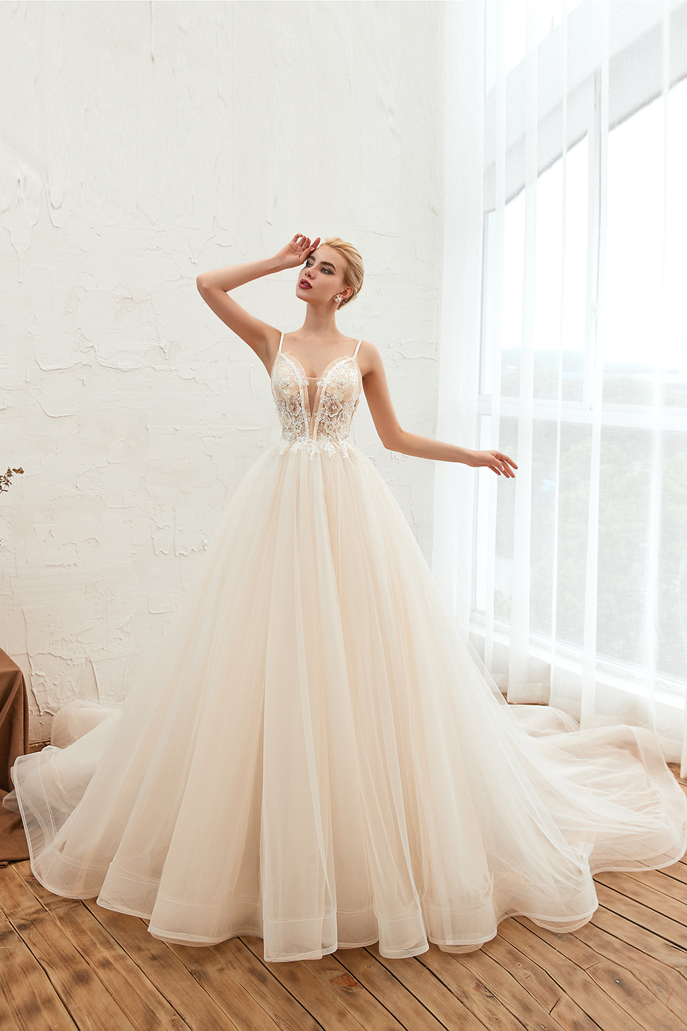 A-line Spaghetti Straps V-neck Sleeveless Cathedral Train Tulle Wedding Dress With Beading 8