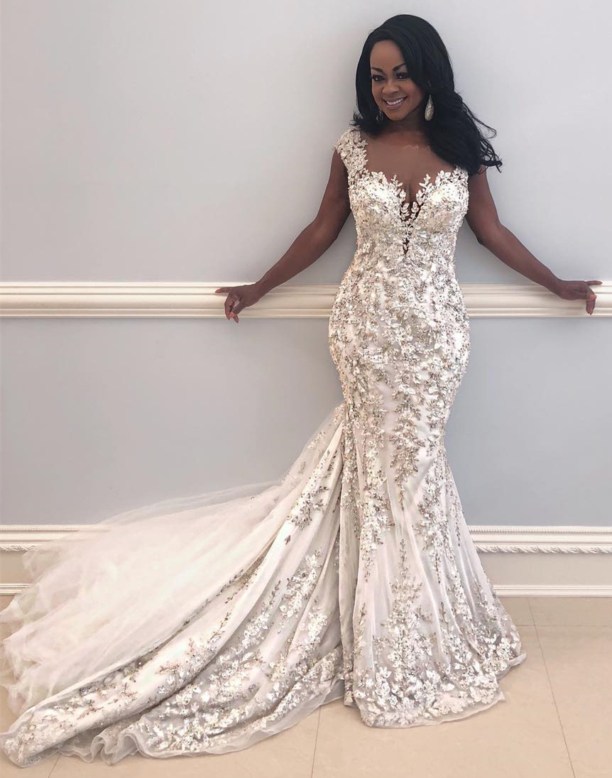 Mermaid Jewel Neck Sweep / Brush Train Wedding Gown With Lace 3