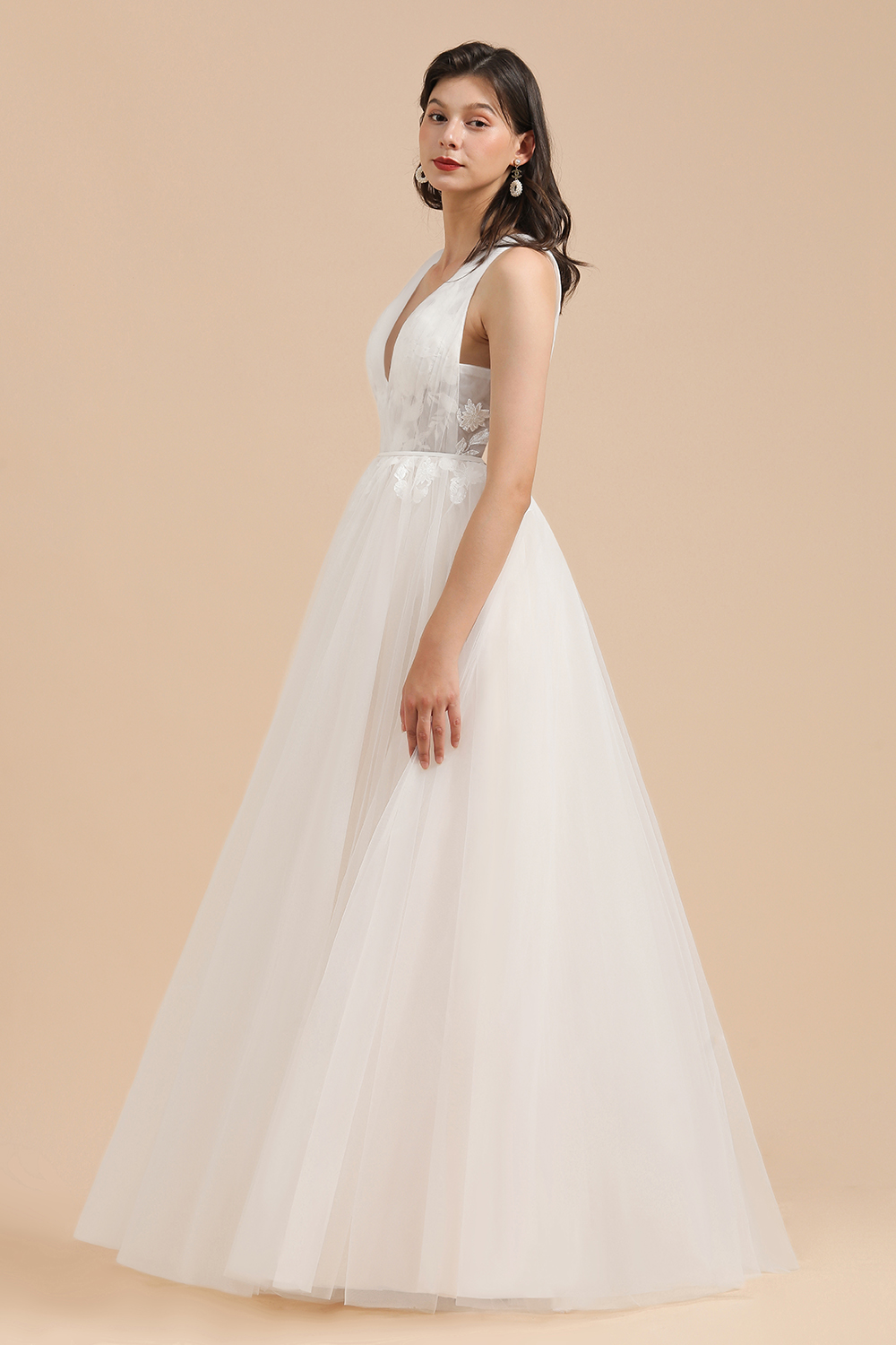 A-line V-neck Sleeveless Floor-length Satin Bridal Dress With Lace 5