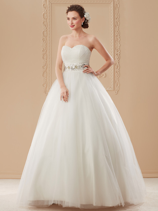 Ball Gown Sweetheart Neck Sleeveless Floor-length Tulle Wedding Gown With Beading 11