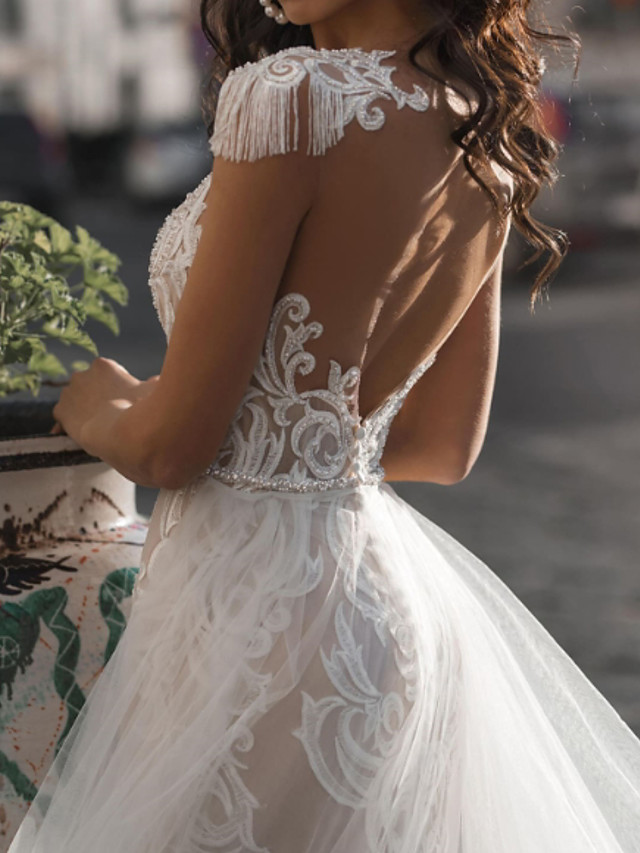 A-line V-neck Short Sleeves Sweep / Brush Train Tulle Wedding Gown With Buttons 3