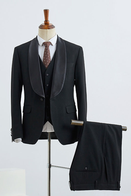 Black 3 Pieces Bespoke Wedding Suit For Grooms 1