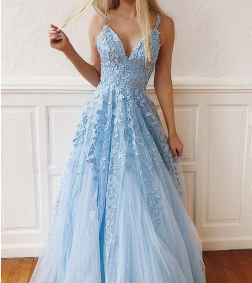 A-line Plunging Neckline Sleeveless Floor-length Tulle Evening Dress With Appliques 2