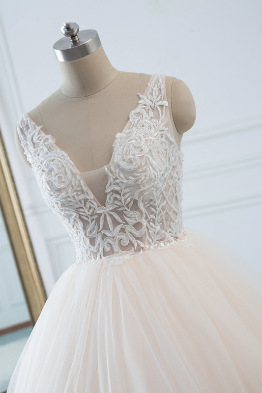 A-line V-neck Sleeveless Floor-length Tulle Wedding Dress With Appliques 4