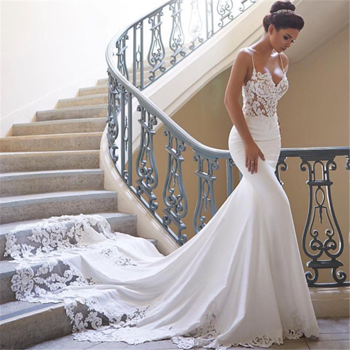 Mermaid V-neck Sleeveless Court Train 100D Chiffon Bridal Gown With Lace 4