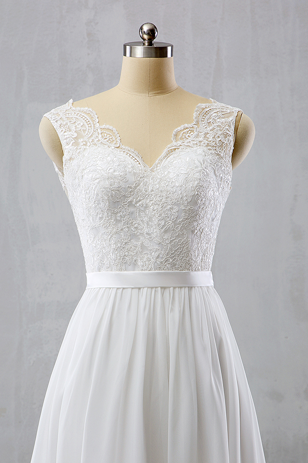 A-line V-neck Sleeveless Sweep / Brush Train Tulle Bridal Gown With Ribbons 3