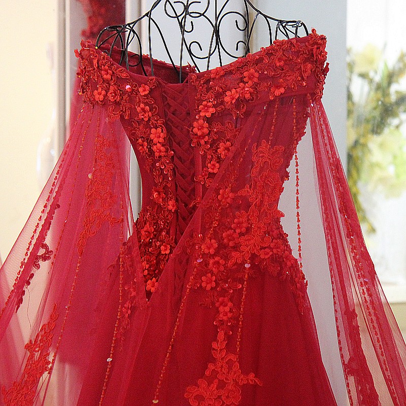 A-line Off-the-shoulder V-neck Sweep / Brush Train Tulle Formal Wear With Appliques 5