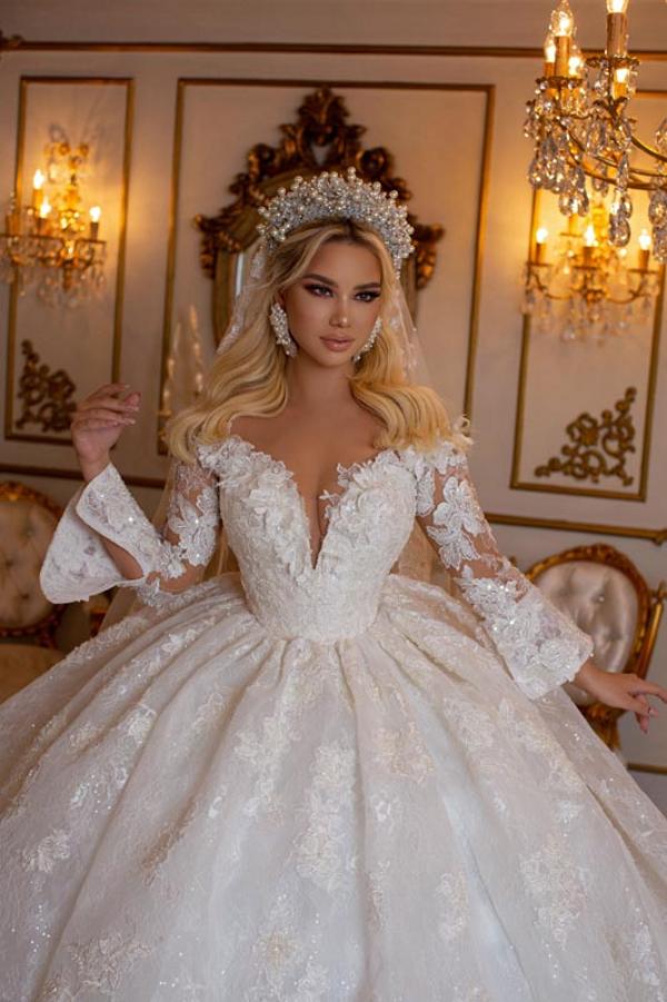 Dramatic Shimmer Tulle Ball Gown with Bishop Sleeves and 3D Lace 4