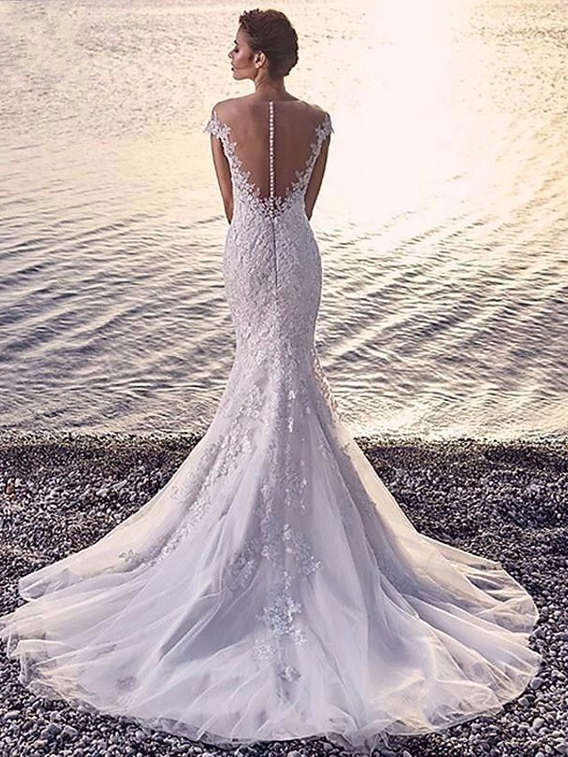 Mermaid Scoop Neck Sleeveless Tulle Bridal Gown With Court Train 2