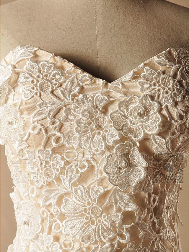 Mermaid Strapless Sleeveless Court Train Lace Wedding Gown With Beading 5