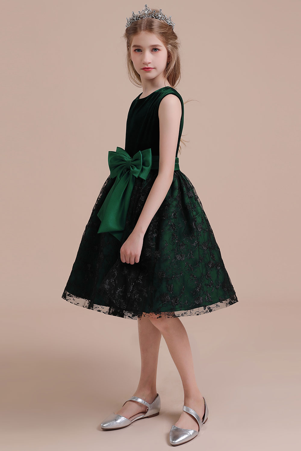 A-line Jewel Neck Sleeveless Knee-length Velvet Flower Girl Dress With Lace 3