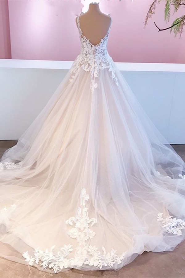 A-line Sweetheart Neck Sleeveless Sweep / Brush Train Tulle Bridal Dress With Appliques 2