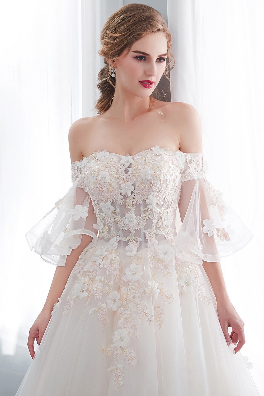 A-line Off-the-shoulder Cap Sleeves Chapel Train Tulle Bridal Attire With Appliques 8