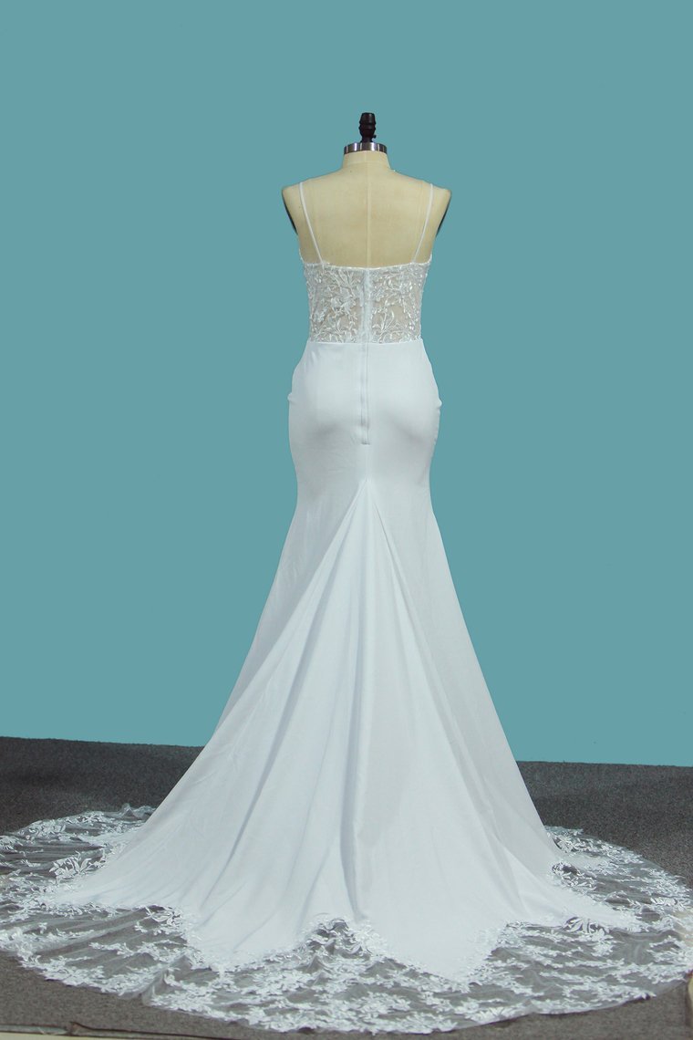 Mermaid Spaghetti Straps Sweetheart Neck Sleeveless Chapel Train Satin Wedding Gown With Appliques 2