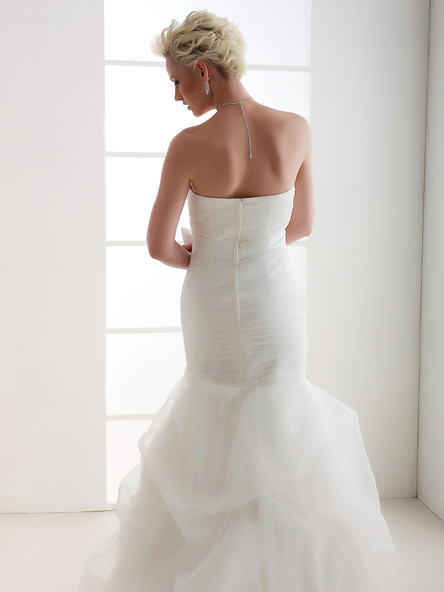 Mermaid Strapless Sleeveless Organza Wedding Gown With Court Train 9