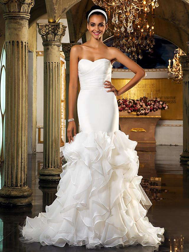 Mermaid Sweetheart Neck Cap Sleeves Sweep / Brush Train Organza Bridal Dress With Buttons 1