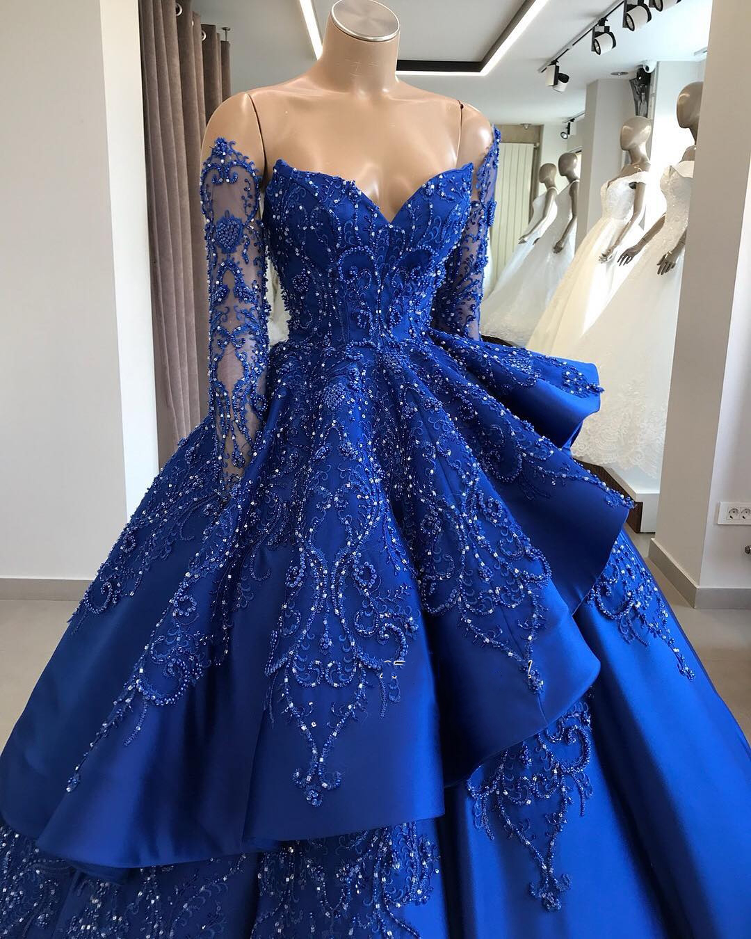 Ball Gown Off-the-shoulder Long Sleeves Evening Dress With Beading 2