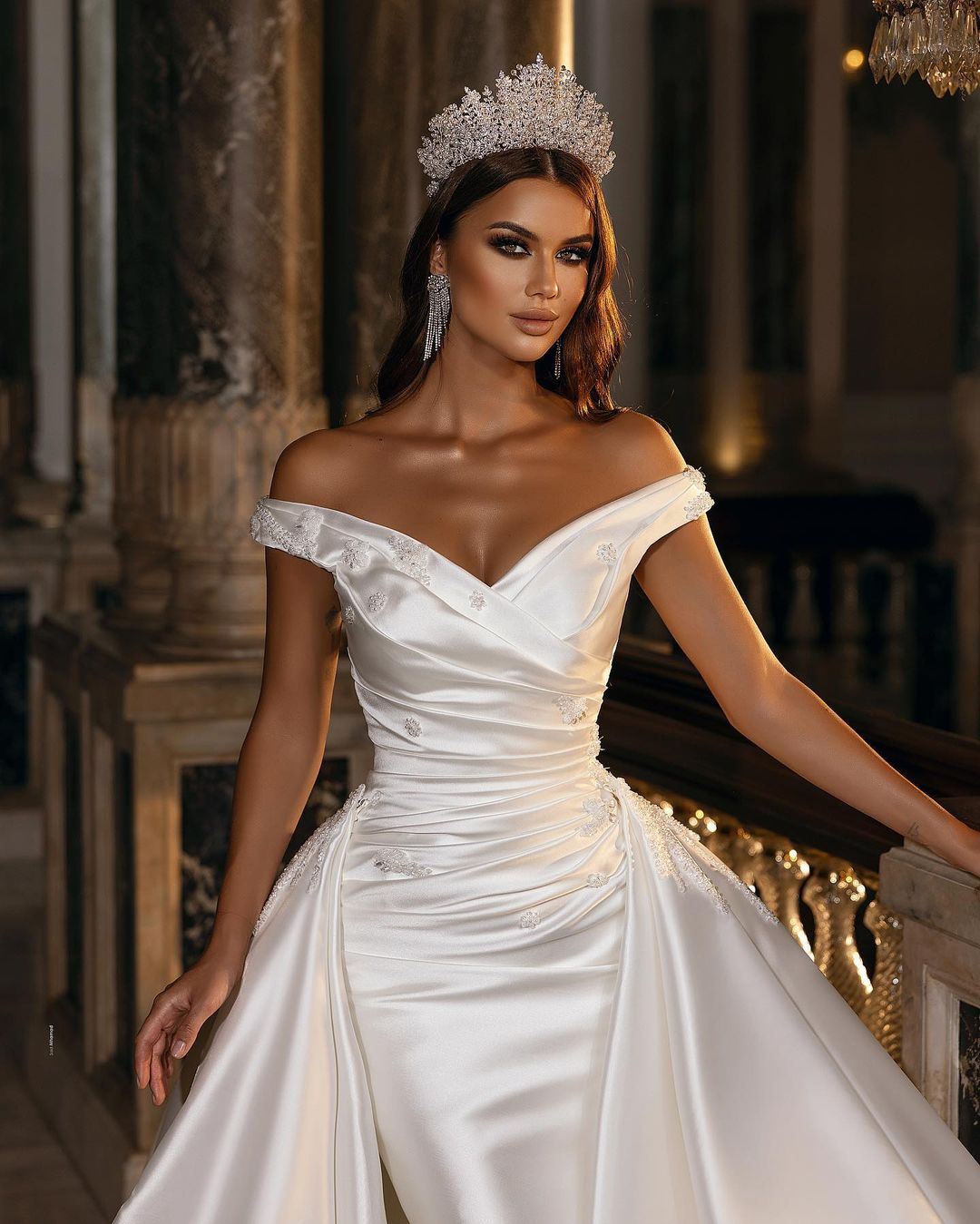 A-line Off-the-shoulder Long Sleeves Chapel Train Satin Bridal Gown With Appliques 2