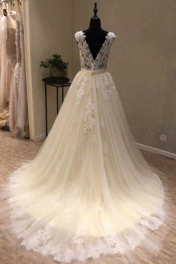A-line V-neck Cap Sleeves Floor-length Tulle Wedding Dress With Lace 2