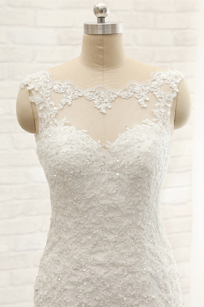 Mermaid Straps Jewel Neck Sleeveless Court Train Stretch Satin Bridal Gown With Appliques 4