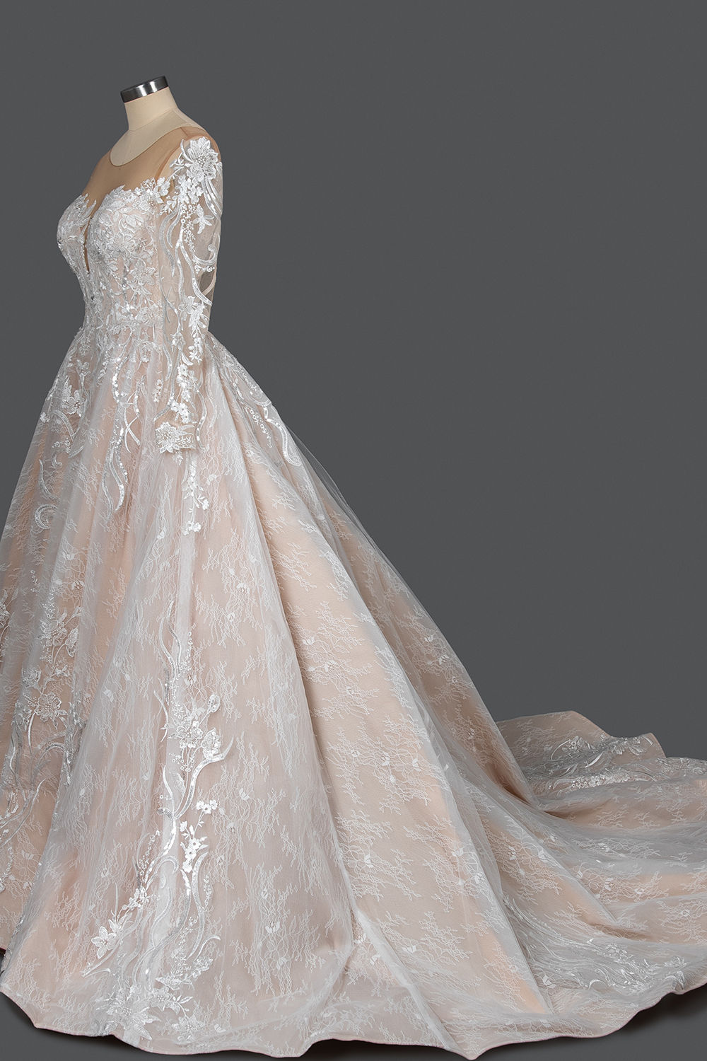 A-line Jewel Neck Long Sleeves Cathedral Train Tulle Wedding Gown With Lace 3