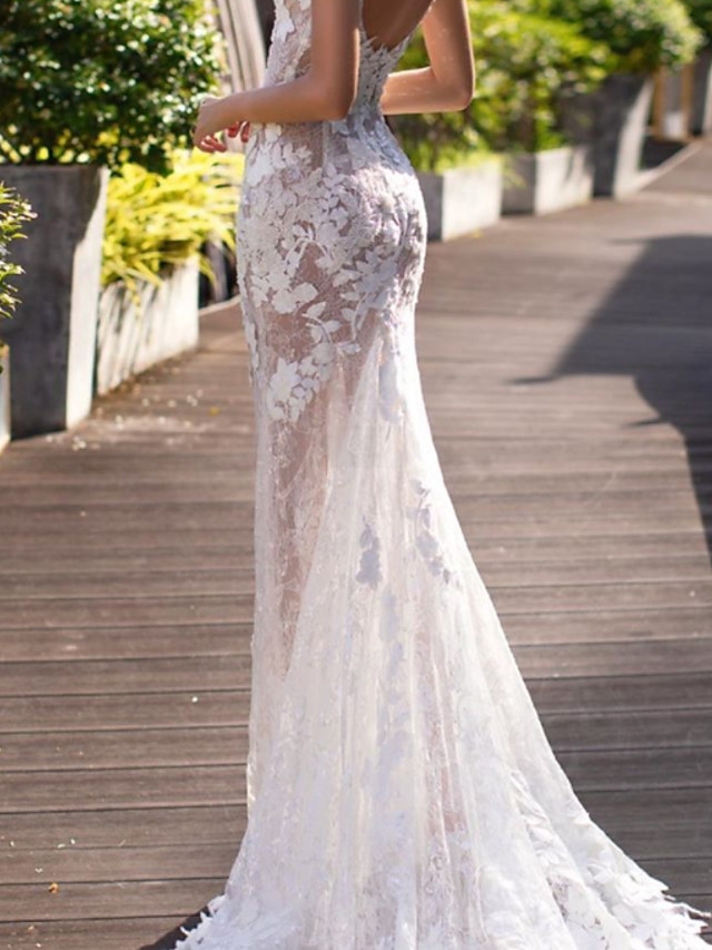 Mermaid Short Sleeves Sweep / Brush Train Lace Wedding Gown With Lace 3