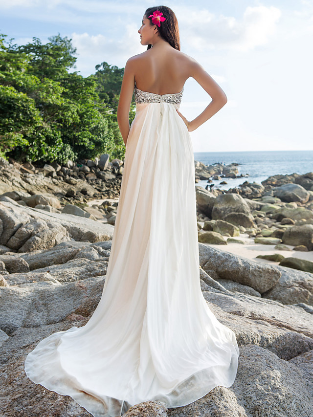 Column Strapless Sweetheart Neck Sweep / Brush Train Tulle Wedding Gown With Beading 3