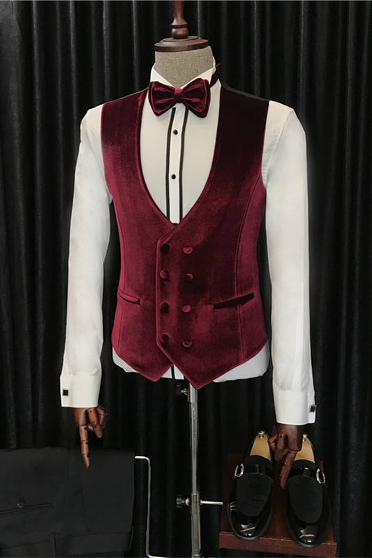 White Three Pieces Wedding Suit with Velvet Lapel 2