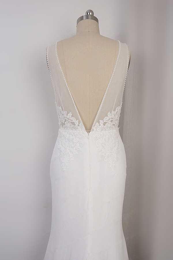 Column Plunging Neckline Sleeveless Floor-length 100D Chiffon Bridal Gown With Lace 4