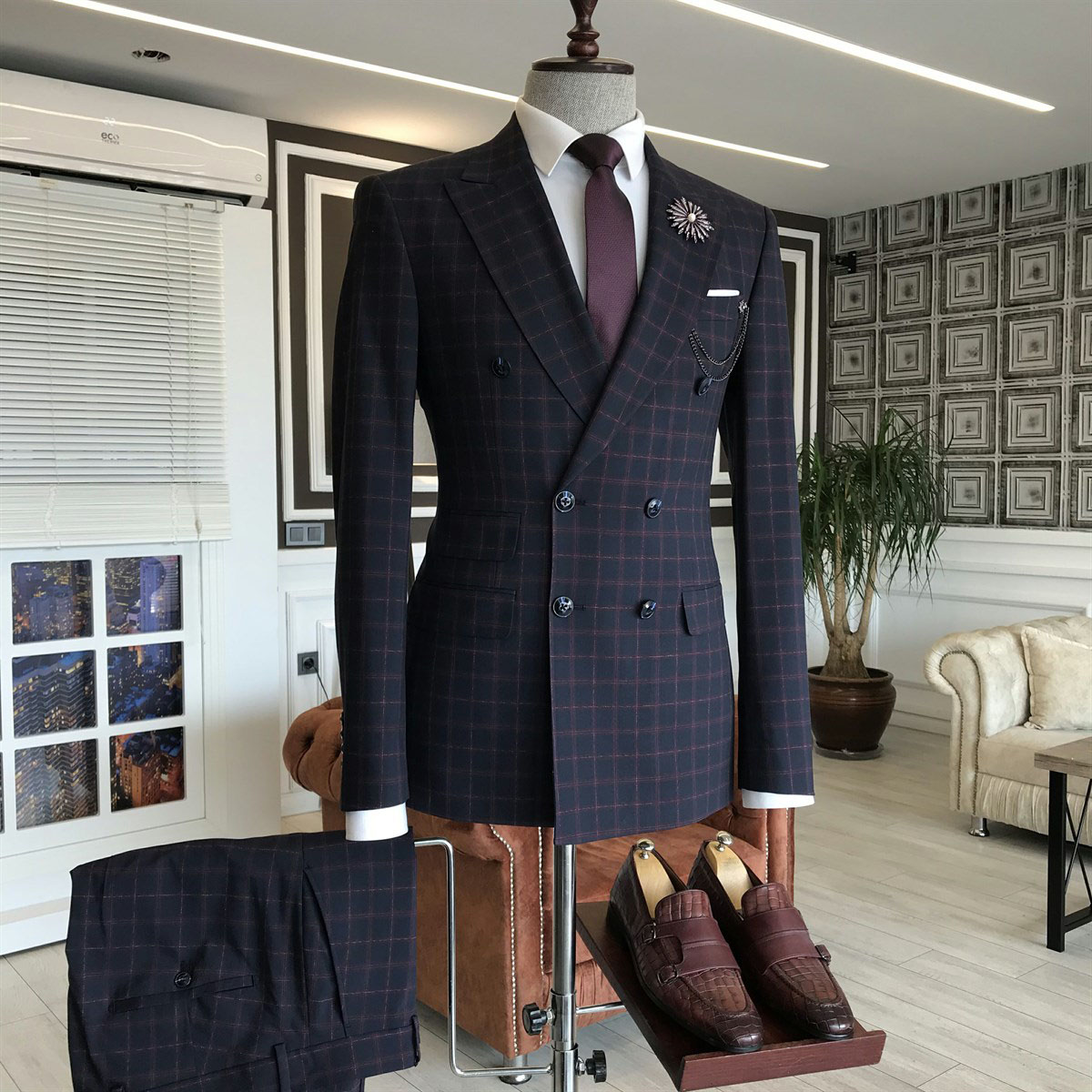 Black Plaid Double Breasted 3 Flaps Business Suit 2