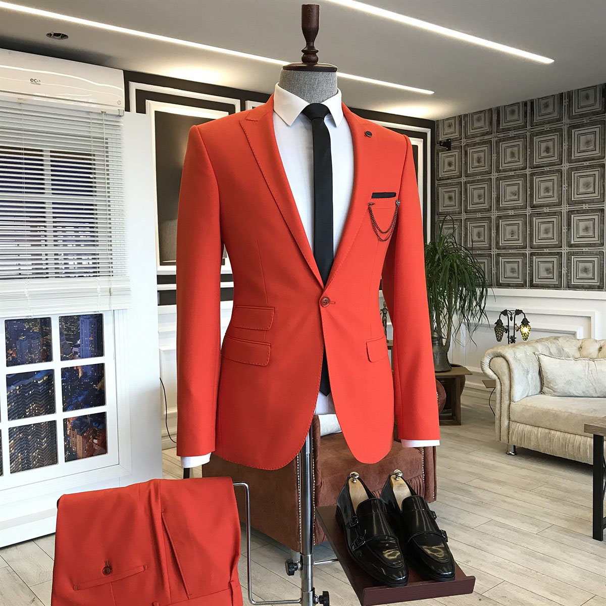 Red Slim Fit Suit with Peaked Lapel 2