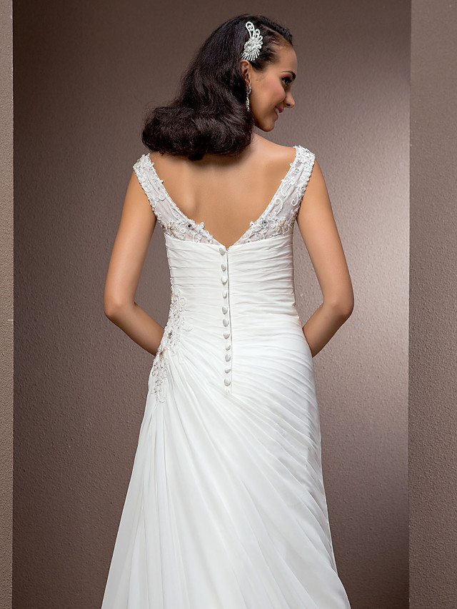 Column Bateau Neck Cap Sleeves Court Train Tulle Bridal Gown With Buttons 6